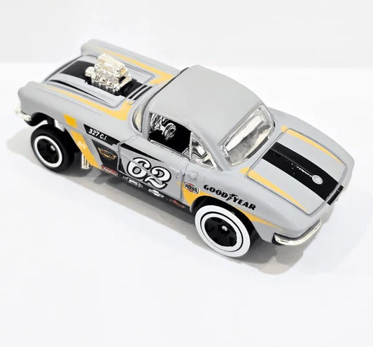 Hot Wheels ‘62 CORVETTE GASSER Metal Grey Car For All Ages