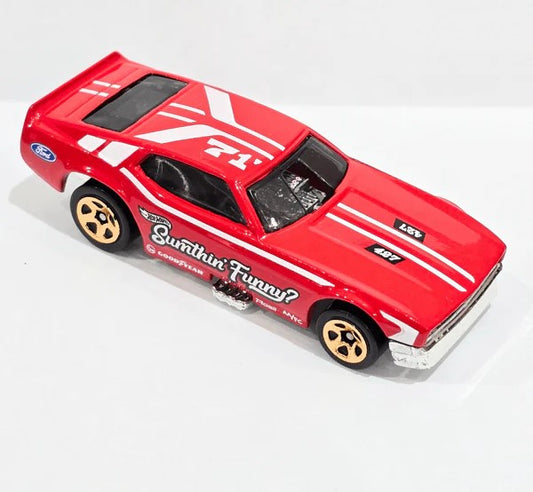 Hot Wheels ‘71 MUSTANG FUNNY CAR Metal Red Car For All Ages
